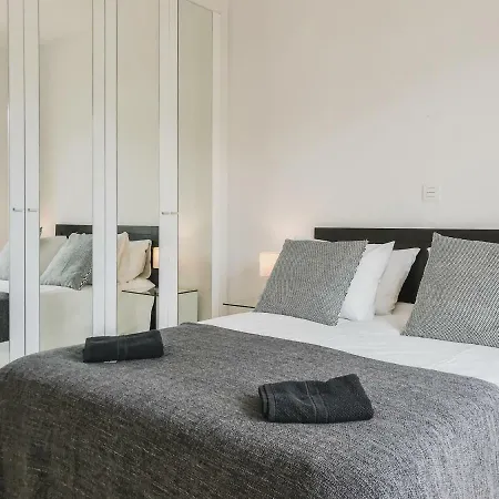 Lägenhet Jacuzzi Rooftop Bbq Wifi Pool Music Netflix Games