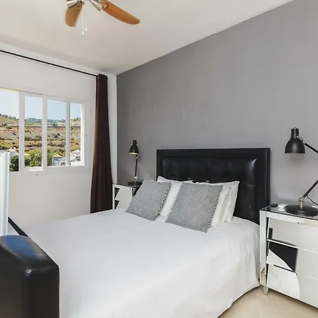 Jacuzzi Rooftop Bbq Wifi Pool Music Netflix Games Apartment
