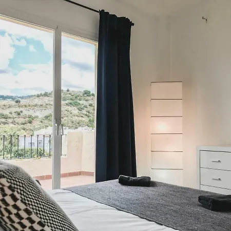 Jacuzzi Rooftop Bbq Wifi Pool Music Netflix Games Apartment