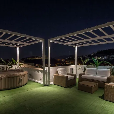 Apartment Jacuzzi Rooftop Bbq Wifi Pool Music Netflix Games