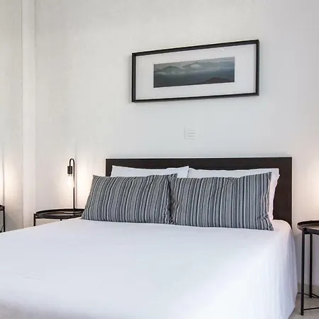 Apartment Jacuzzi Rooftop Bbq Wifi Pool Music Netflix Games *