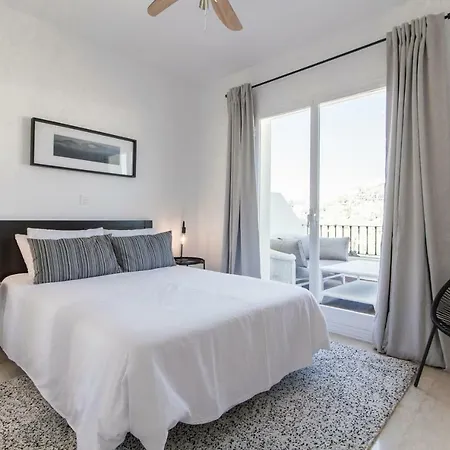 Jacuzzi Rooftop Bbq Wifi Pool Music Netflix Games Apartment