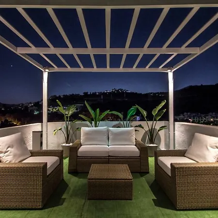 Jacuzzi Rooftop Bbq Wifi Pool Music Netflix Games Apartment *