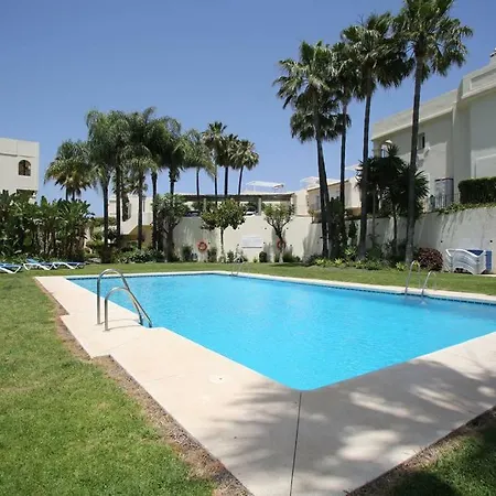 Jacuzzi Rooftop Bbq Wifi Pool Music Netflix Games *